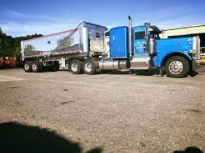 CDL Class A and B Drivers Wanted - North Kingstown, RI.